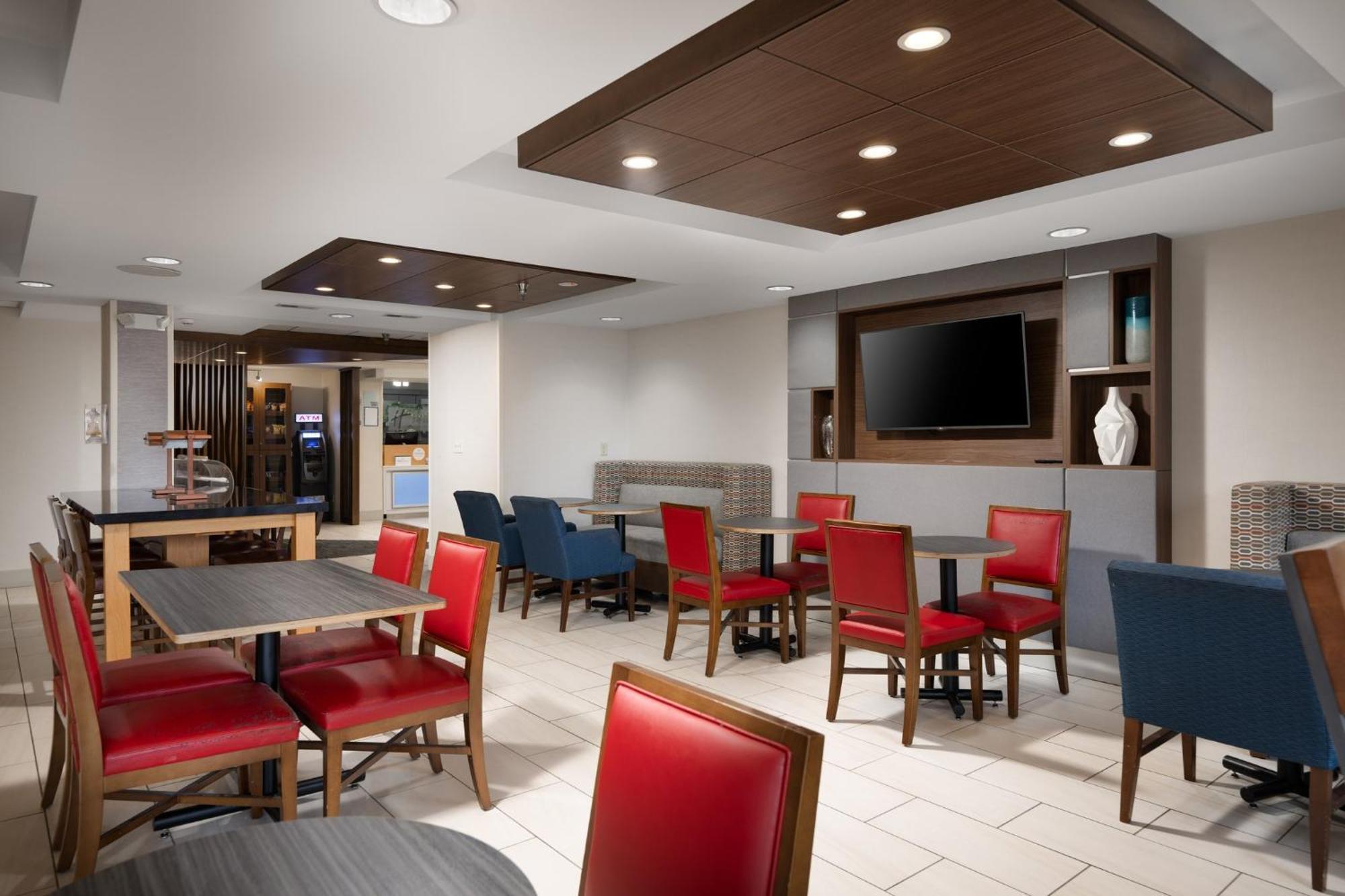 Holiday Inn Express & Suites Chattanooga-Hixson, An Ihg Hotel Экстерьер фото